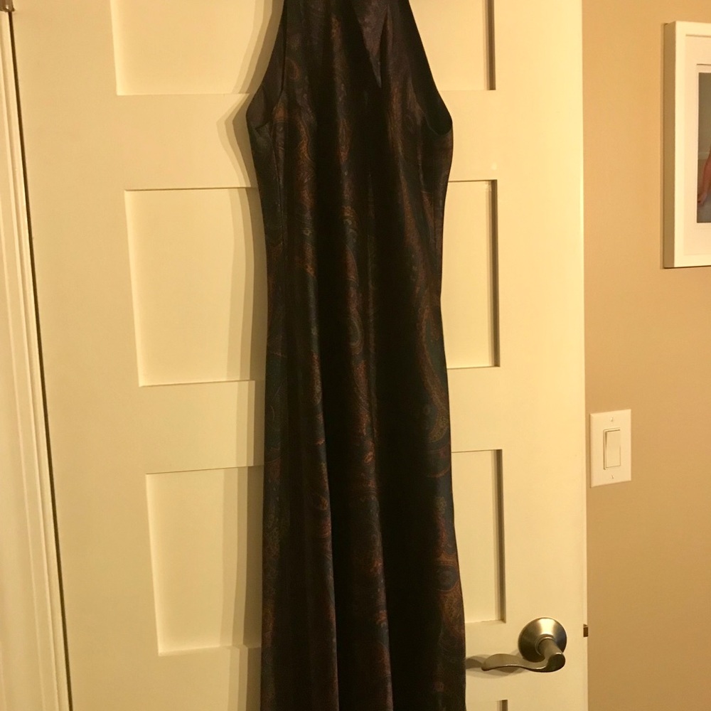 Ralph Lauren 100% silk dress w/cut-a-way shoulders